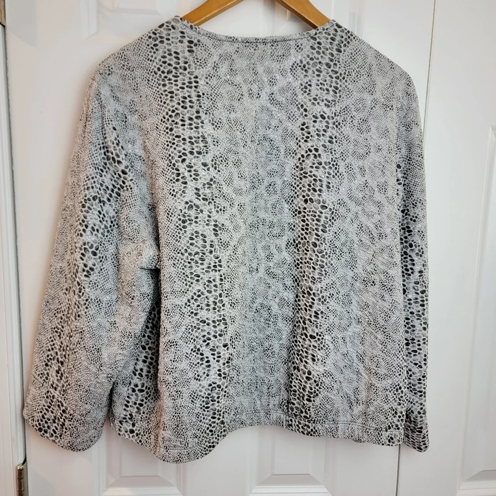 Chico’s 3 Black White Faux‎ Snakeskin Cropped Jacket